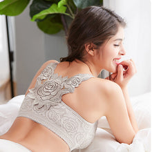 Load image into Gallery viewer, Women's Plus Size Lace Wide Straps Wireless Bra Front Closure Push Up Bras