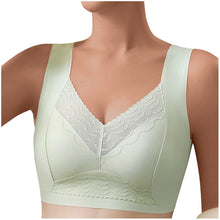 Load image into Gallery viewer, Women Solid Comfort Wireless Lace Bra