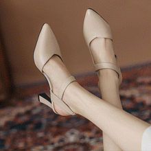 Load image into Gallery viewer, 【34-42】Zapatos de tacón que solucionan el problema de los pies cansados y doloridos✨✨ Suaves y cómodos, estables y antideslizantes, Camina 20 horas sin cansarte ¡Usables para correr!
